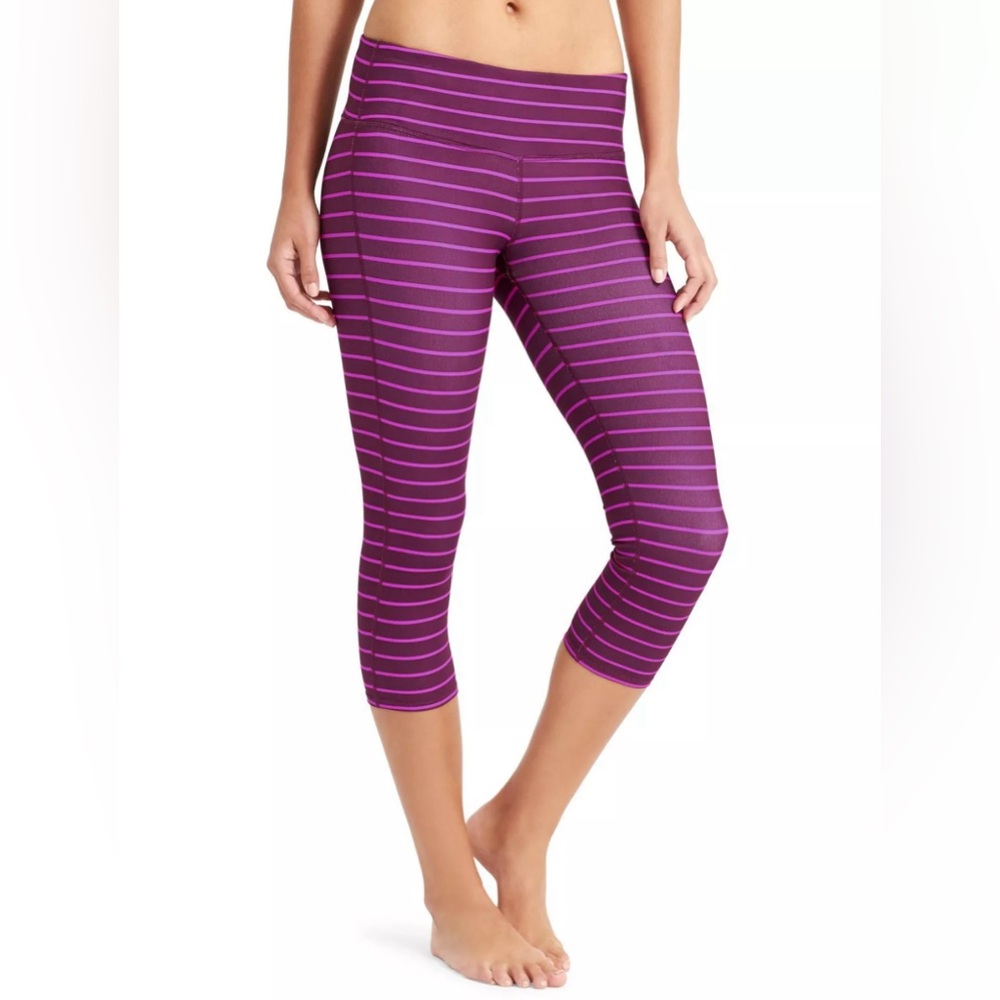 Athleta - Stripes Chaturanga Capri Size Small